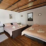 Casa Istriana With Free Parking Apartment Koper