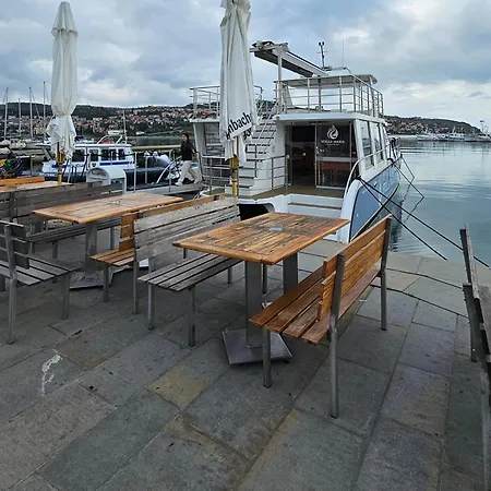 Casa Istriana With Free Parking Apartment *